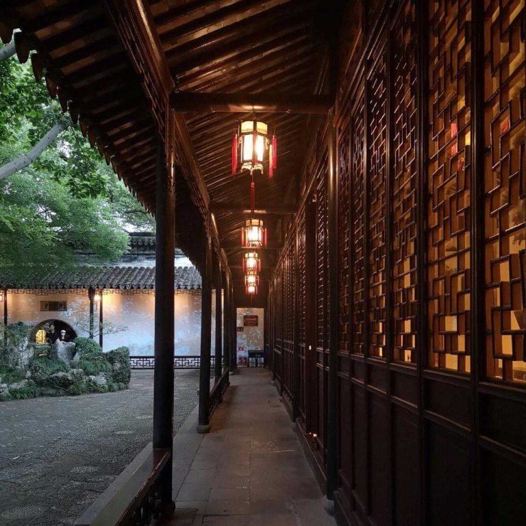 Retreat-&-Reflection-Garden
